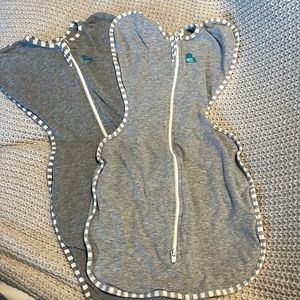 2 gray LOVE TO DREAM swaddle up original size Small